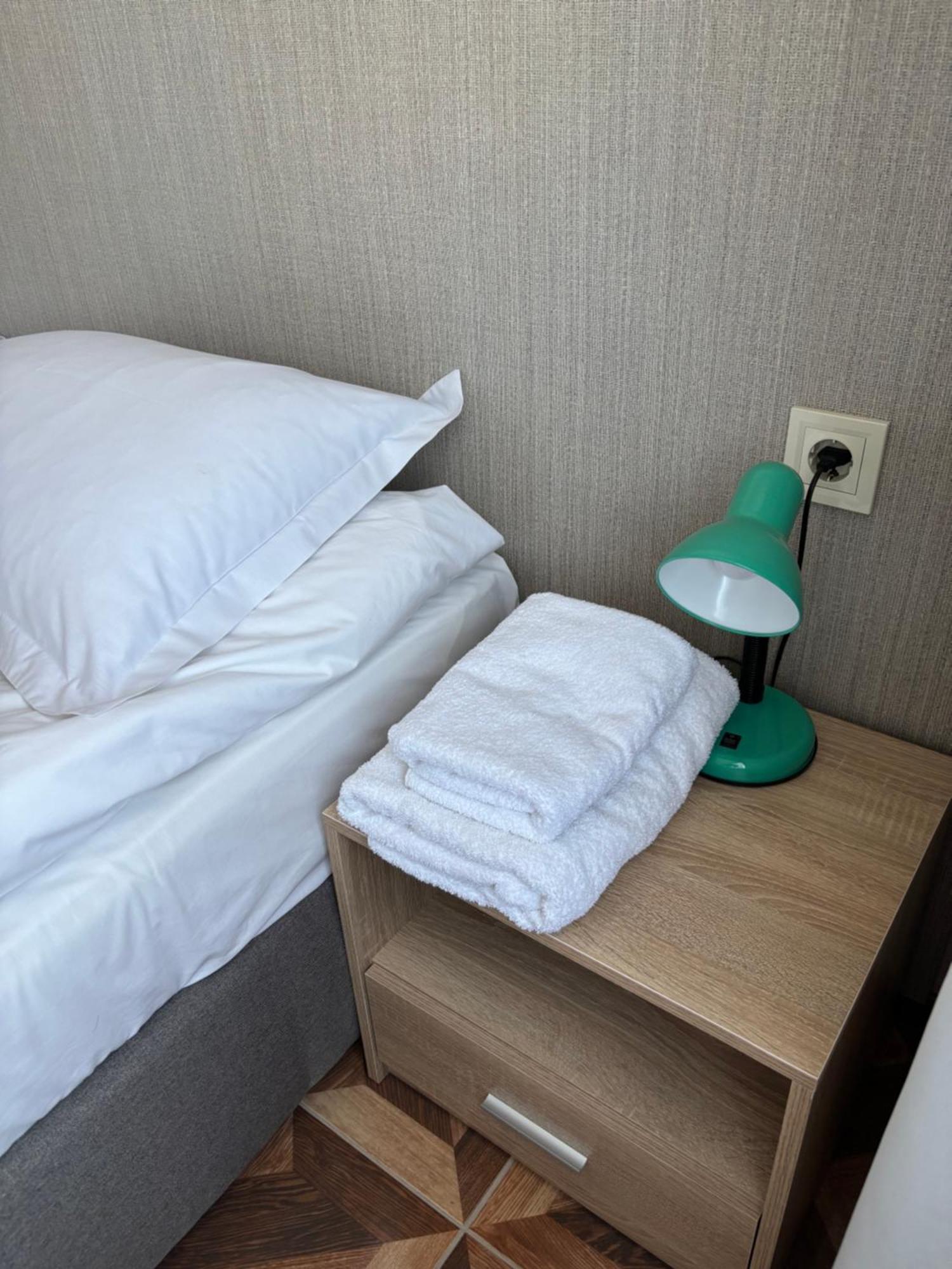 Apart Hotel Central Razgrad ภายนอก รูปภาพ
