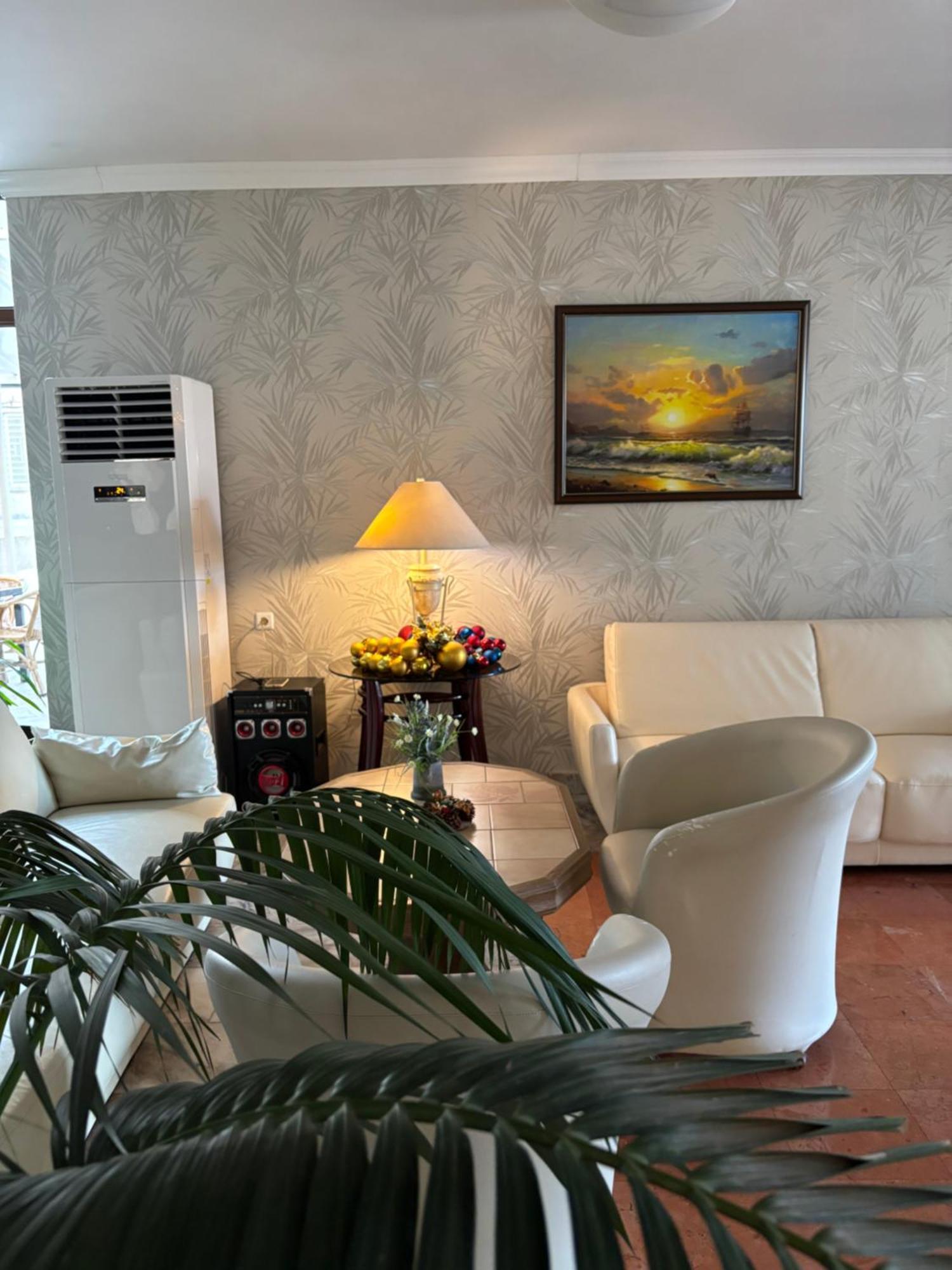 Apart Hotel Central Razgrad ภายนอก รูปภาพ